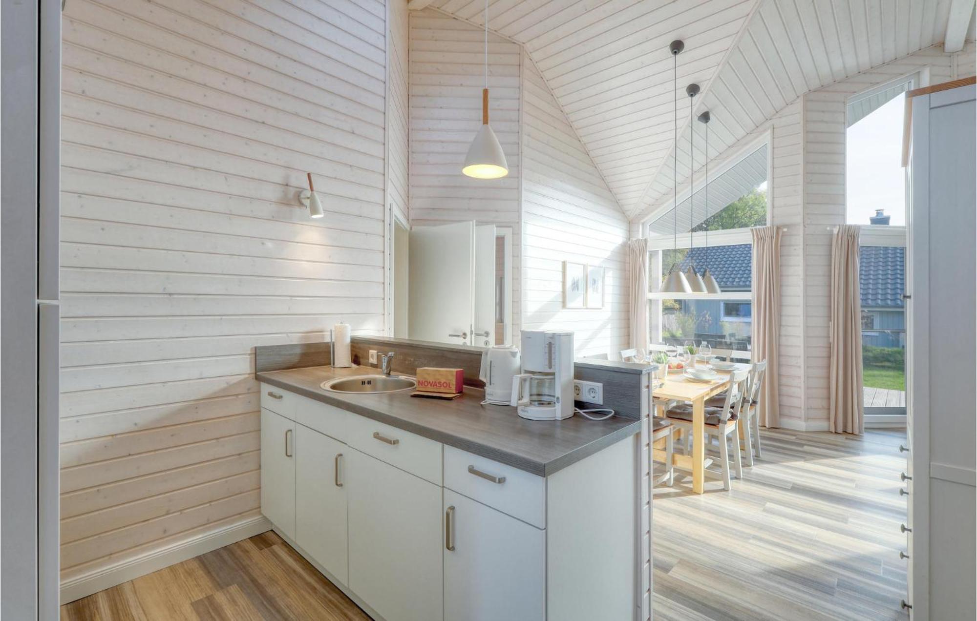 Stunning Home In Krems Ii-Warderbrueck With Wifi Gols Esterno foto