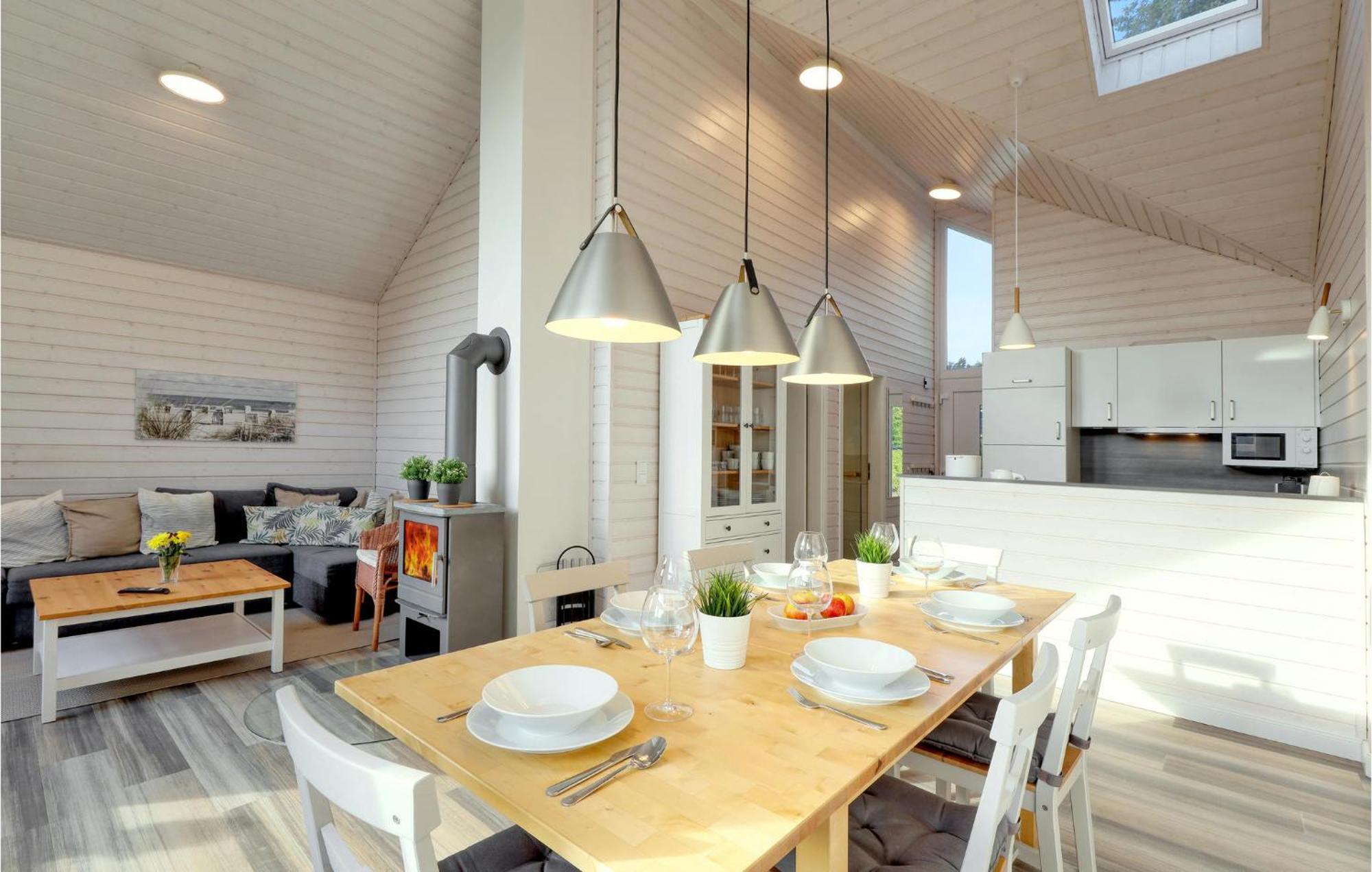 Stunning Home In Krems Ii-Warderbrueck With Wifi Gols Esterno foto